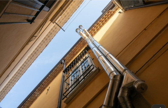 4 Tips to Custom Home Contractors for Underground Gutter Drainage Installation